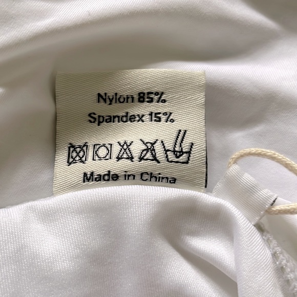 NWT🆕, OMONETI Brand, Women's One Piece Swimsuit, beautiful, 🚭 - Picture 8 of 9